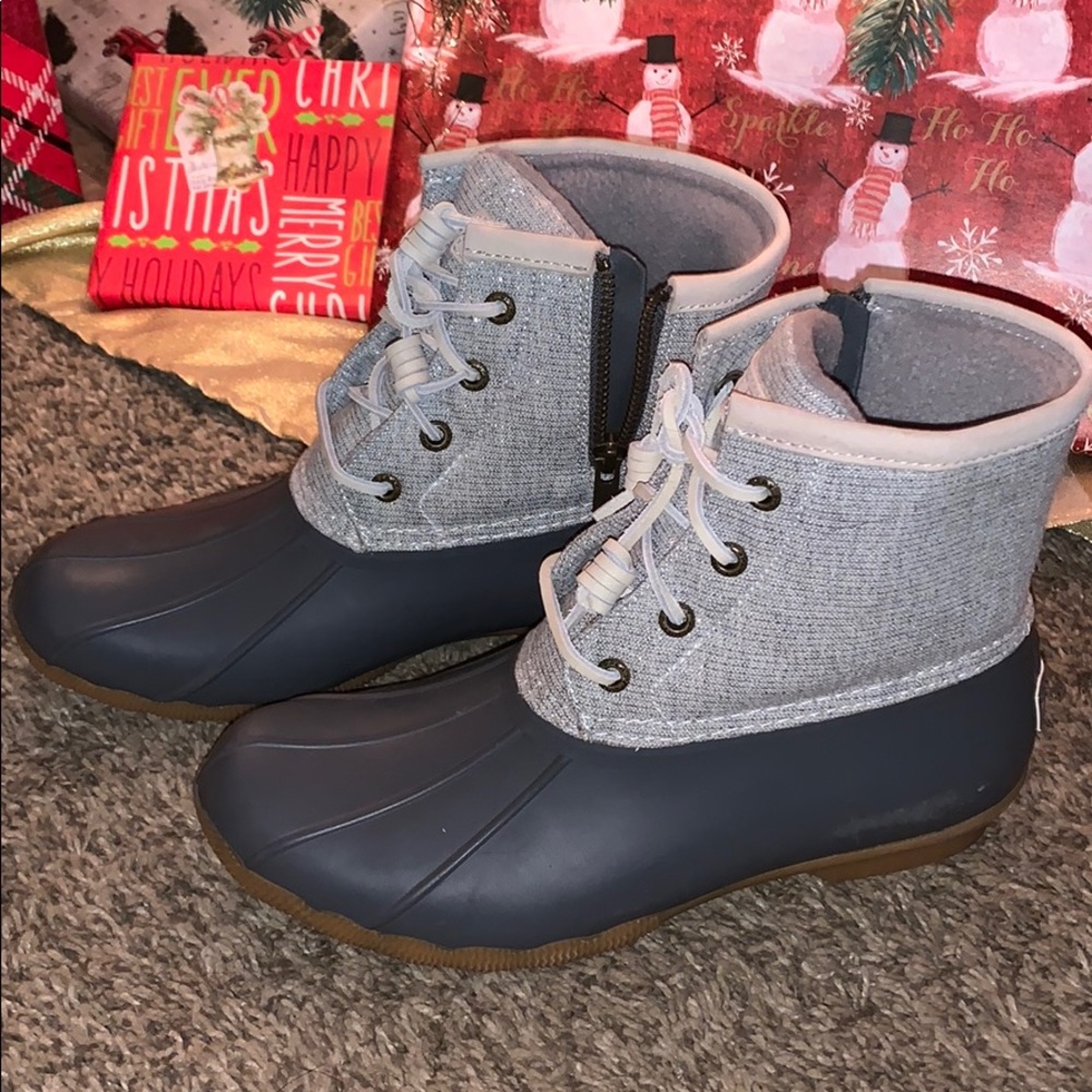 Sperry boots 6.5 rubber boots